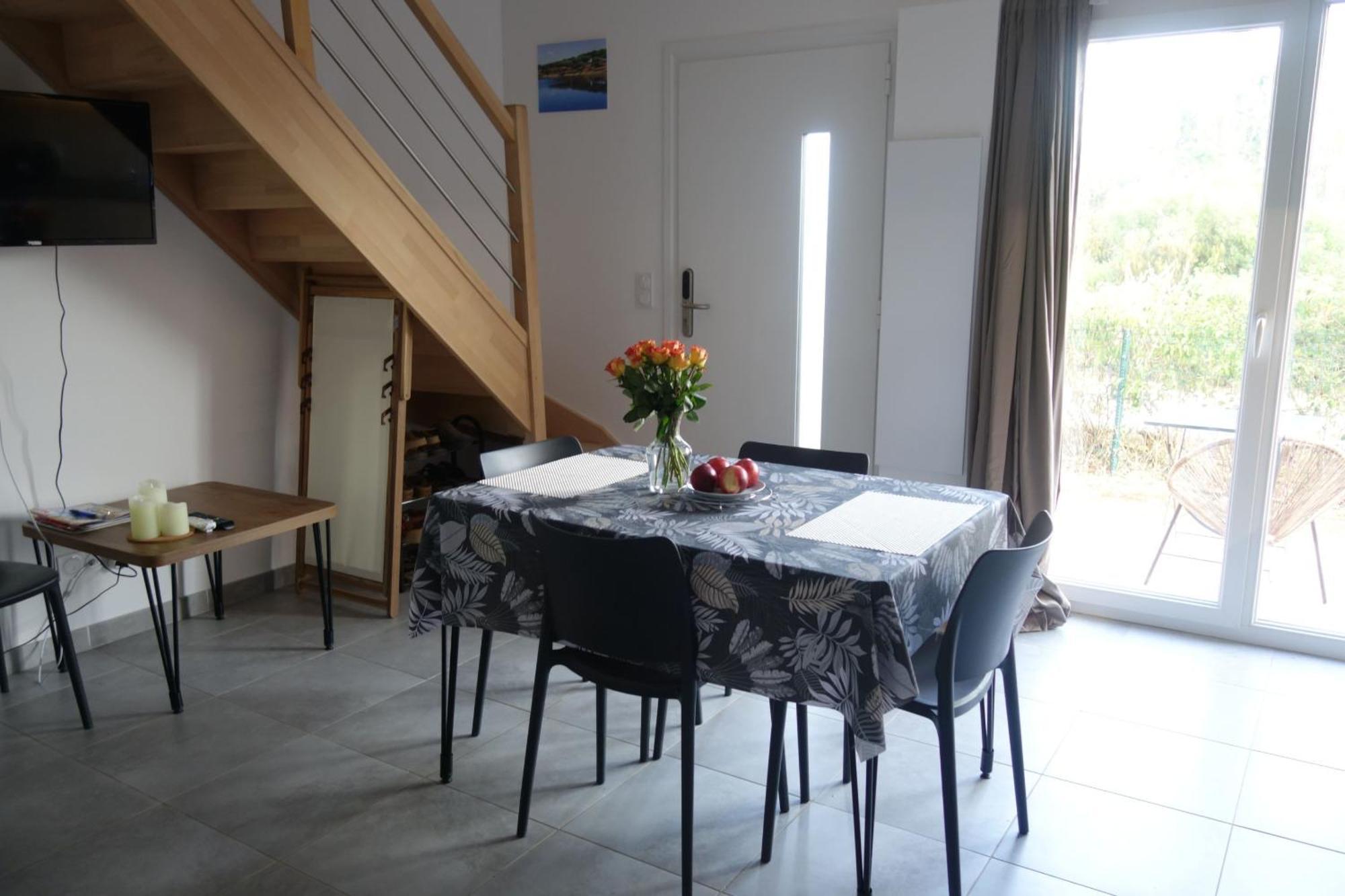Residence Hoteliere Les Hameaux De Saint Cyprien Appartement 2 Chambres Lecci Exterior photo