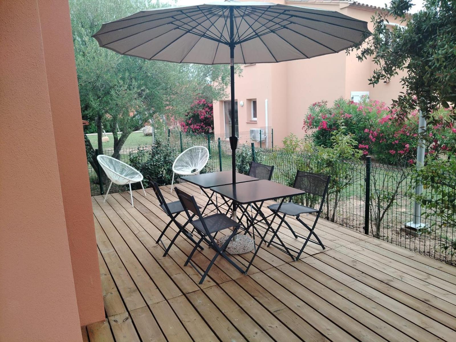 Residence Hoteliere Les Hameaux De Saint Cyprien Appartement 2 Chambres Lecci Exterior photo