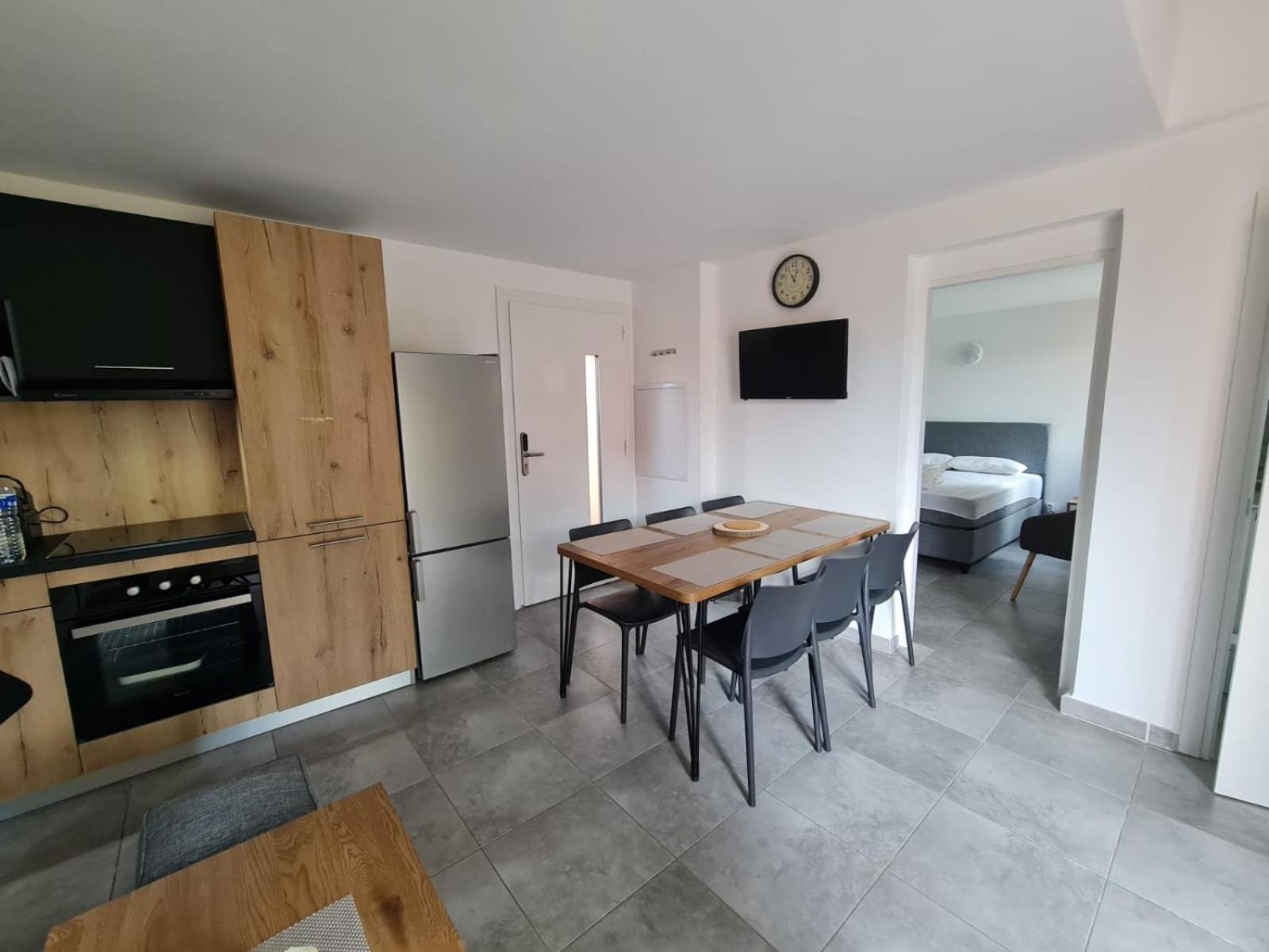 Residence Hoteliere Les Hameaux De Saint Cyprien Appartement 2 Chambres Lecci Exterior photo