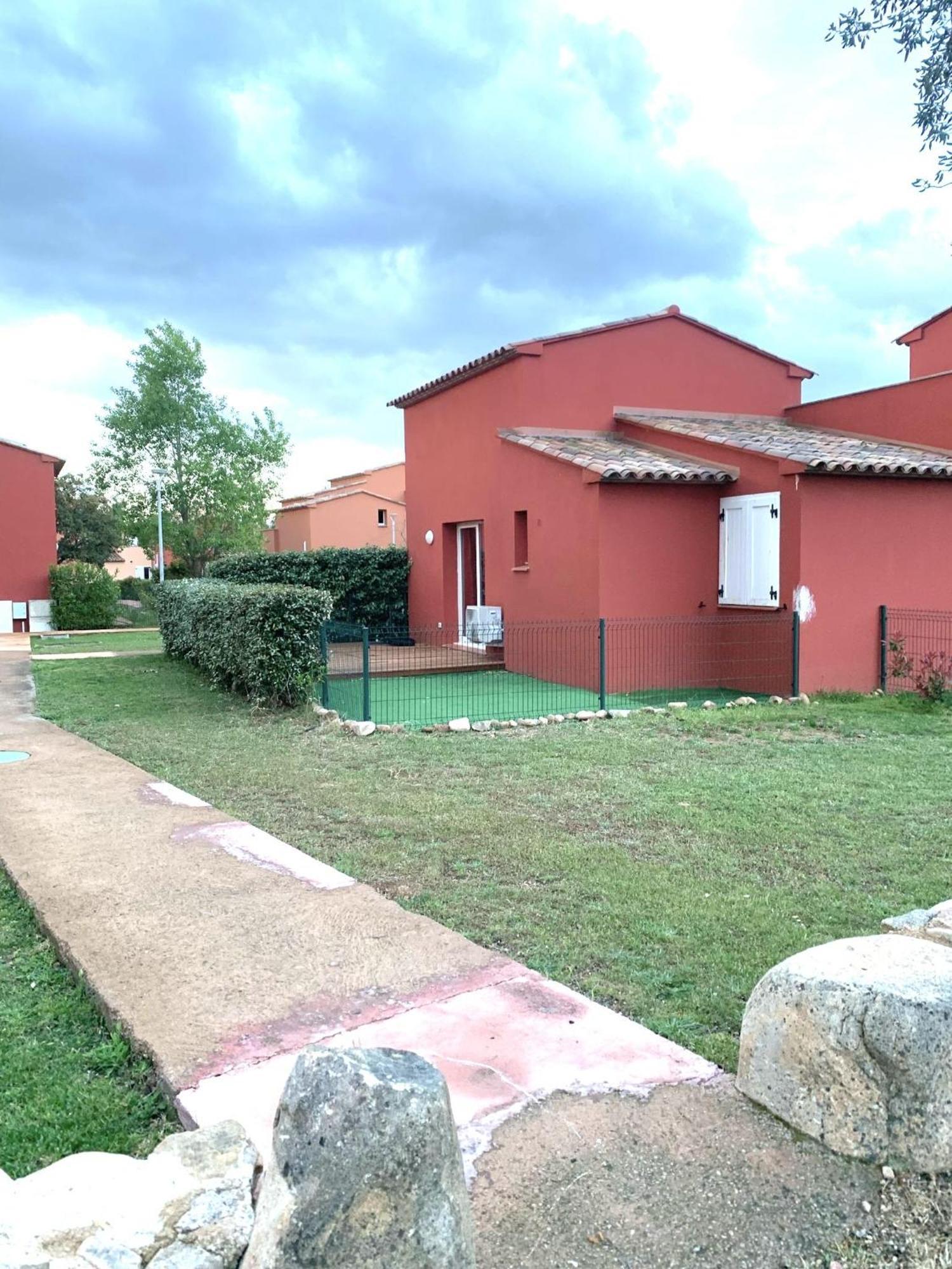 Residence Hoteliere Les Hameaux De Saint Cyprien Appartement 2 Chambres Lecci Exterior photo